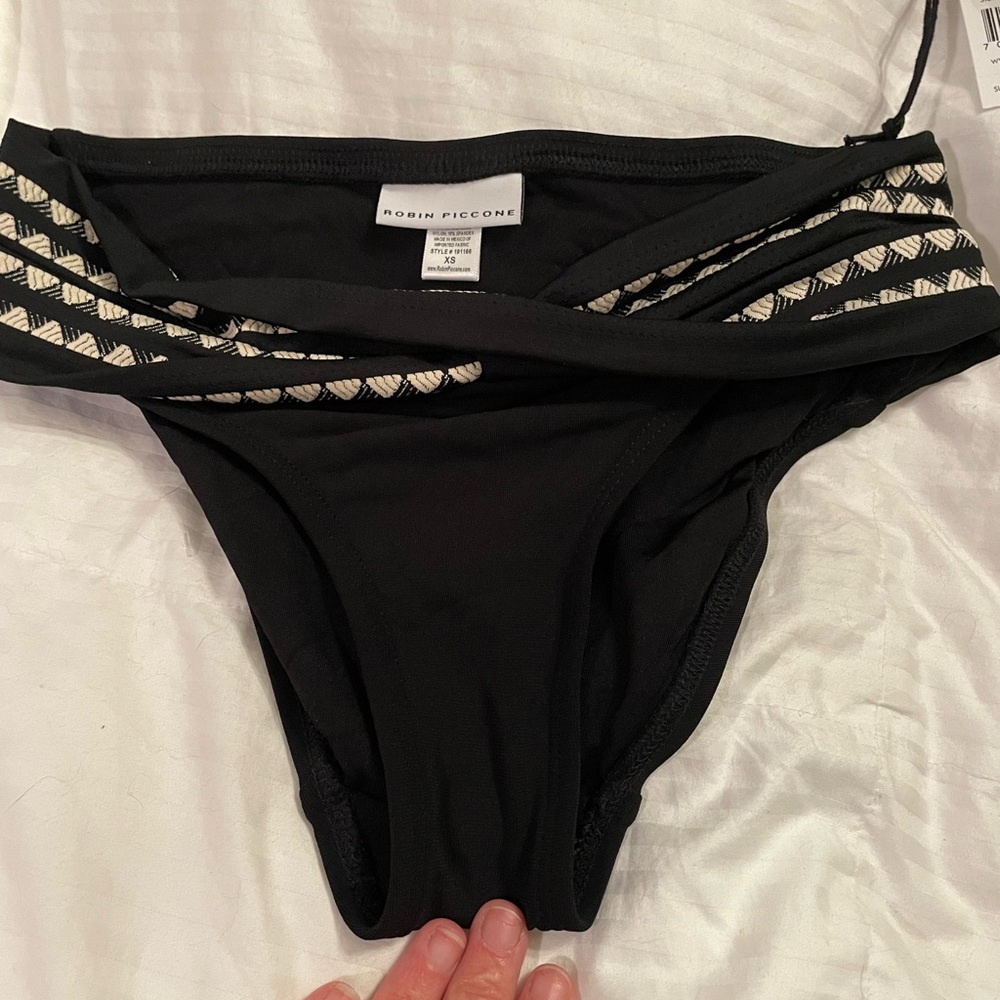 Size xsmall Robin Picone bikini - Picture 2 of 6